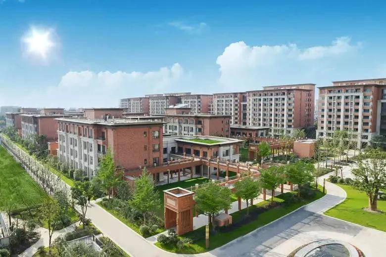 ����ȫ�P�c���҇�CCRC�B����^5�Nӯ��ģʽ����